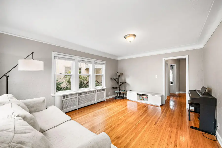 727 Cottage Avenue E, Saint Paul, MN 55106 - Image #3