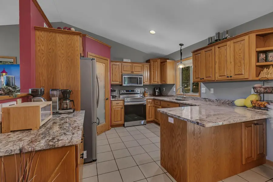 1914 N Benton Drive, Sauk Rapids, MN 56379 - Image #3
