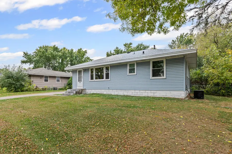 10964 Magnolia Street Nw, Coon Rapids, MN 55448 - Image #3
