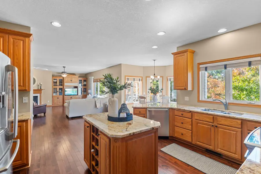 9624 Jonathan Lane, Eden Prairie, MN 55347 - Image #3
