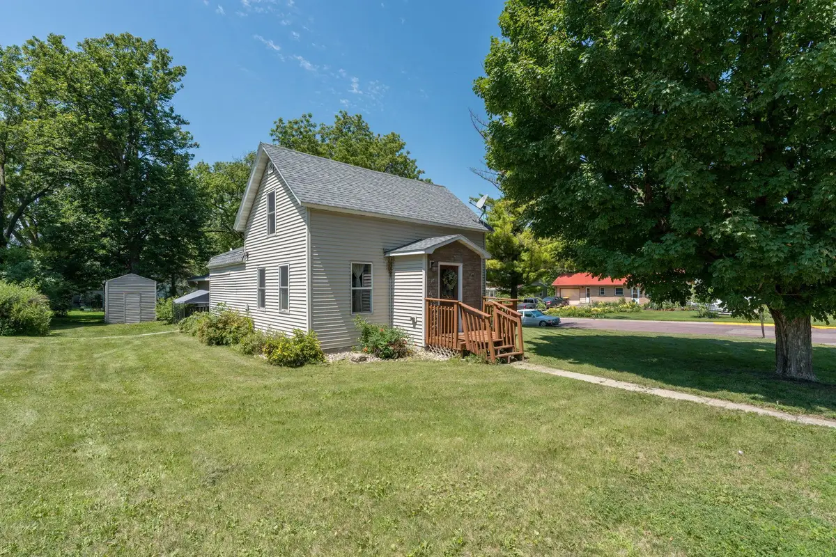 415 8th Street N, Mountain Lake, MN 56159 - #1