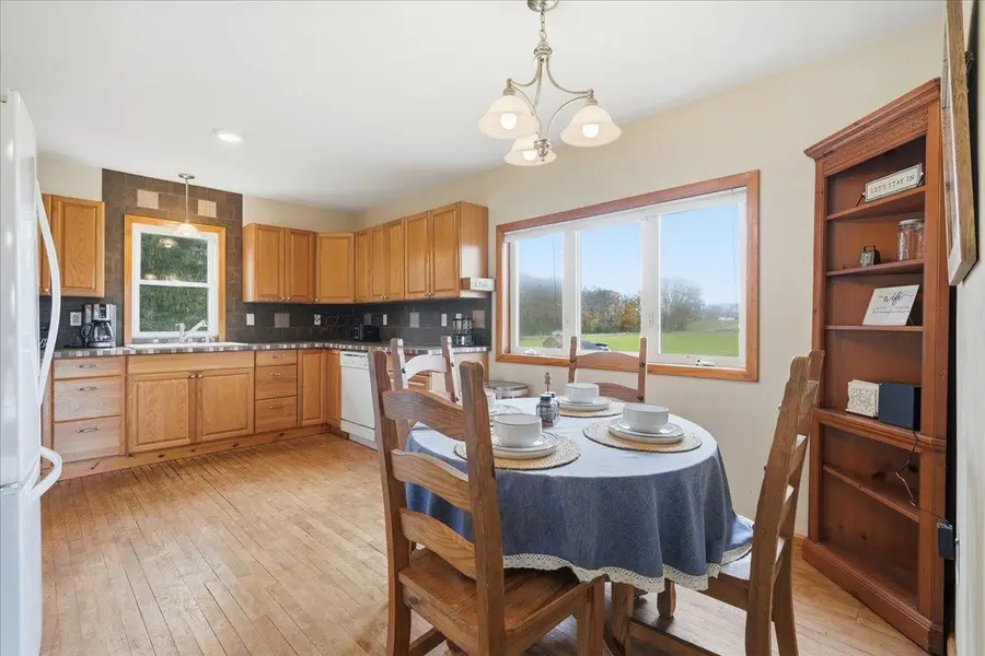 637 220th Street, Baldwin, WI 54002 - Image #2