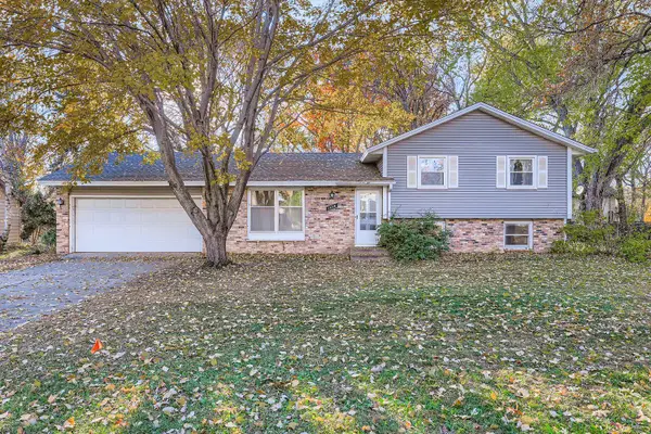 1478 97th Avenue Nw, Coon Rapids, MN 55433