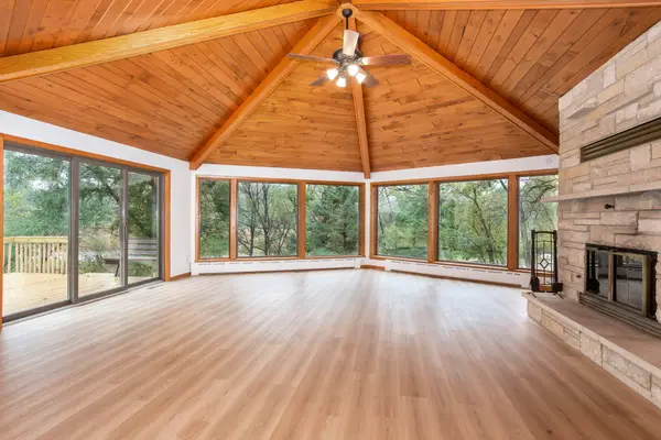 27096 Sevastopol Road, Wacouta Twp, MN 55066