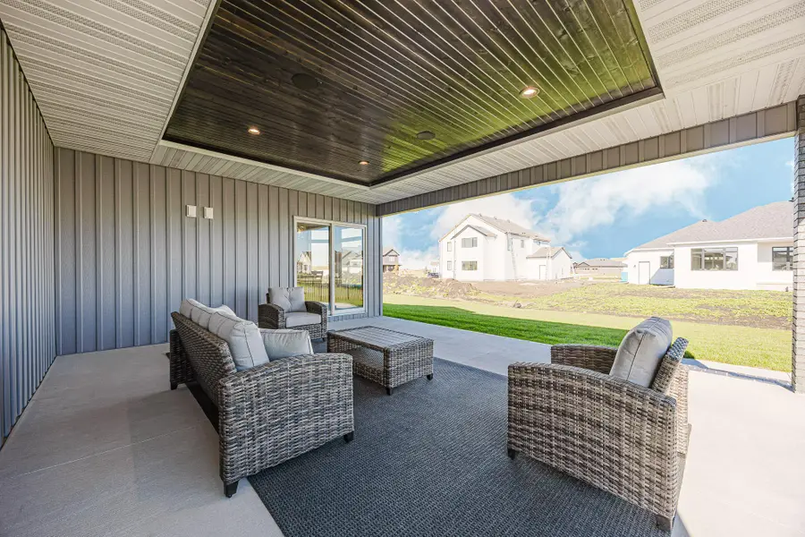 1082 Larkin Lane W, West Fargo, ND 58078 - Image #3