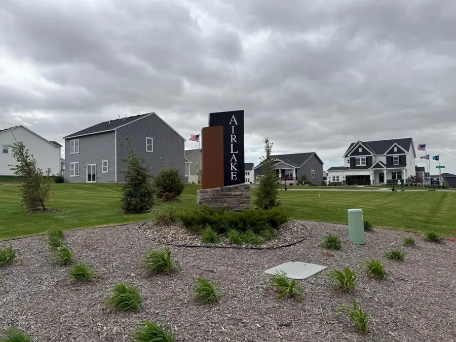 10398 Mcgregor Boulevard, Woodbury, MN 55129 - Image #3