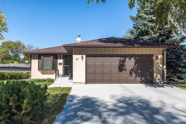 87 28th Avenue N, Fargo, ND 58102