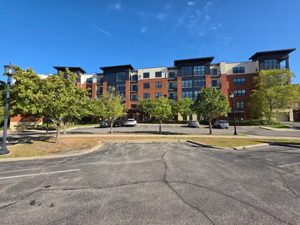 101 Saint Olaf Avenue #211, Northfield, MN 55057