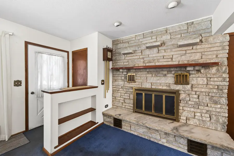 6809 64th Avenue N, Brooklyn Park, MN 55428 - Image #2