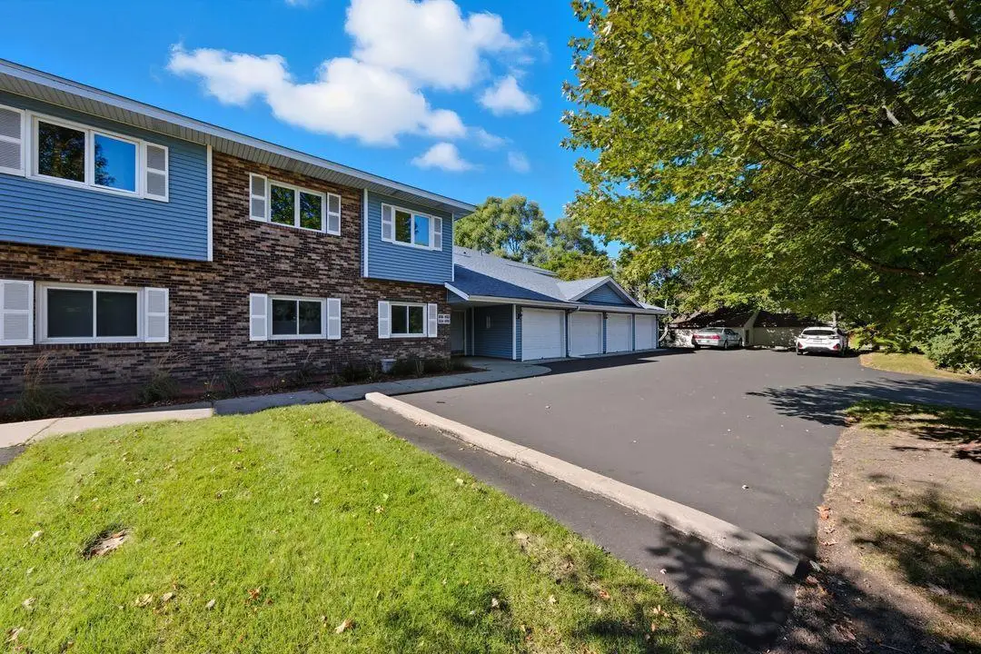 8706 Aldrich Avenue S, Bloomington, MN 55420 - Image #1