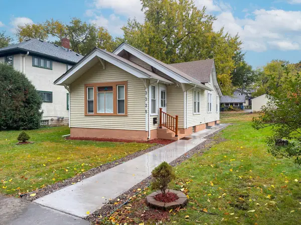 3325 22nd Avenue S, Minneapolis, MN 55407