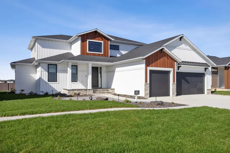 6837 Sunrise Point, Horace, ND 58047 - #2