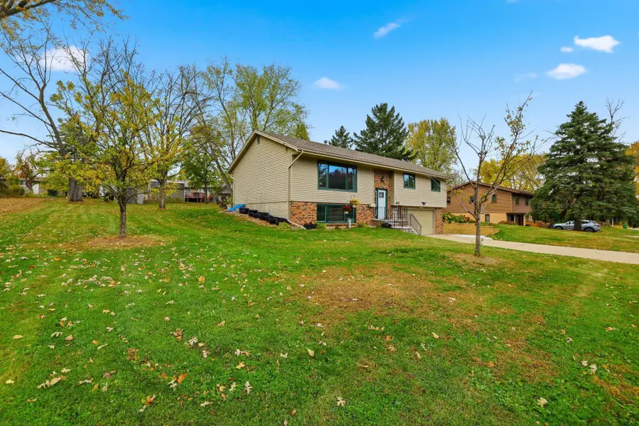 417 S Park Lane, Le Sueur, MN 56058 - Image #3