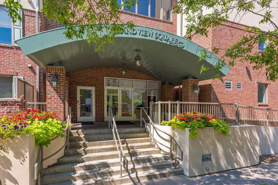 5250 Grandview Square #2402, Edina, MN 55436 - Image #2