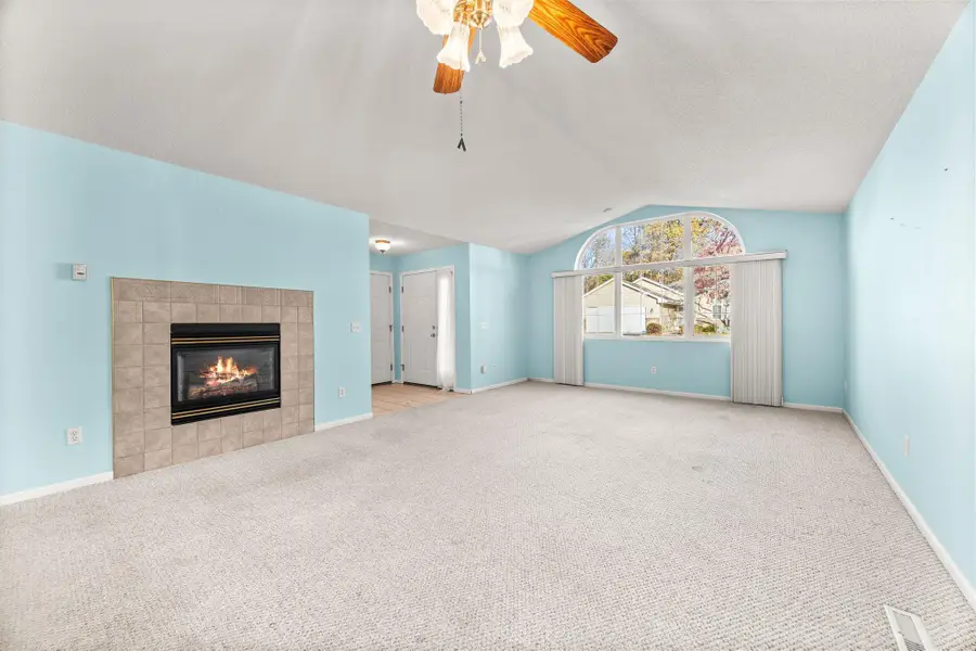 924 Golden Pond Court, Buffalo, MN 55313 - Image #3