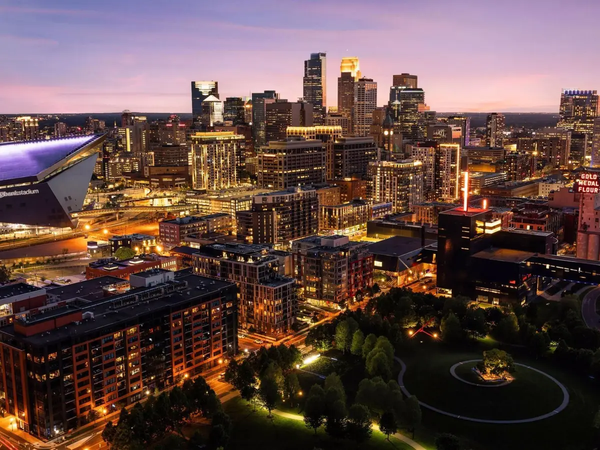 1111 W River Parkway #33A, Minneapolis, MN 55415 - Image #1