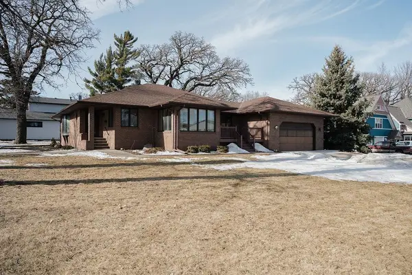 208 W 6th Street, Blue Earth, MN 56013