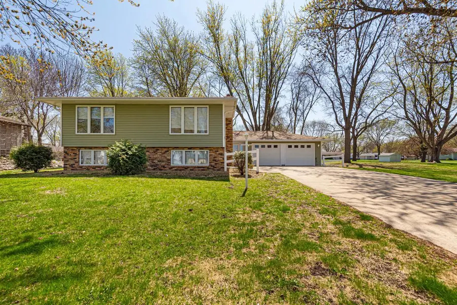 751 Lakeside Drive, Gaylord, MN 55334 - Image #2