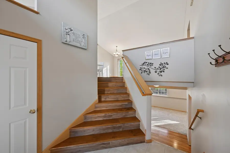 452 Park Circle, Norwood Young America, MN 55368 - Image #2