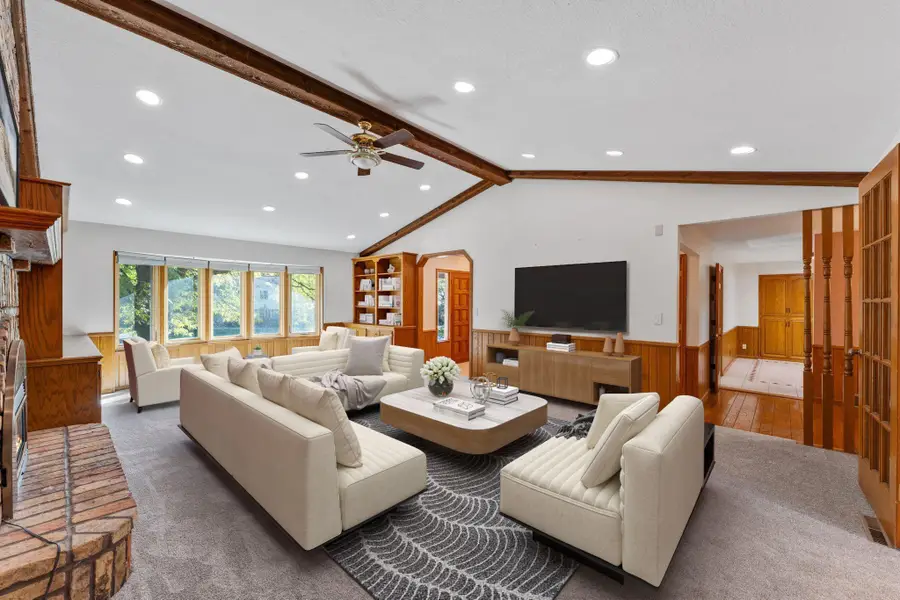 4715 Pilgrim Lane N, Plymouth, MN 55442 - Image #2