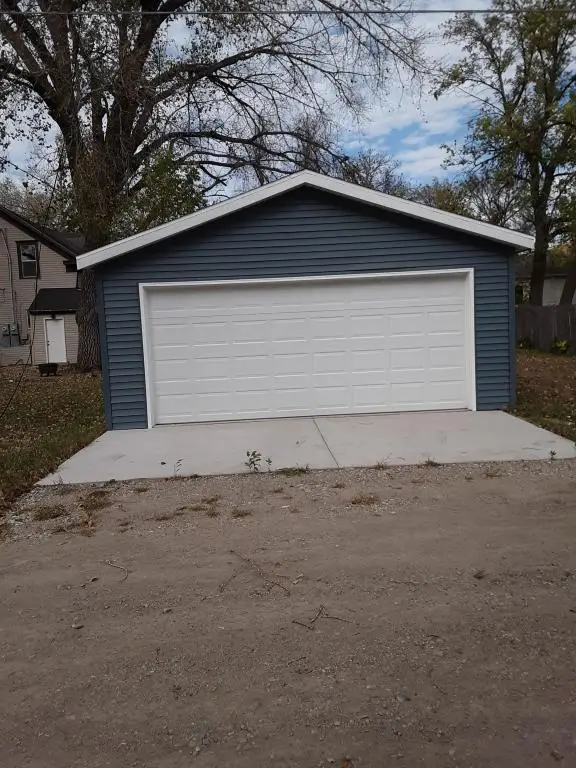 209 1st Avenue E, West Fargo, ND 58078 - Image #3