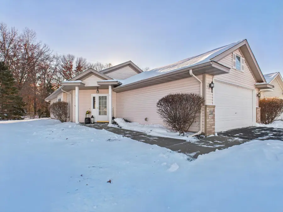 25540 Forest Boulevard Lane, Wyoming, MN 55092 - Image #2