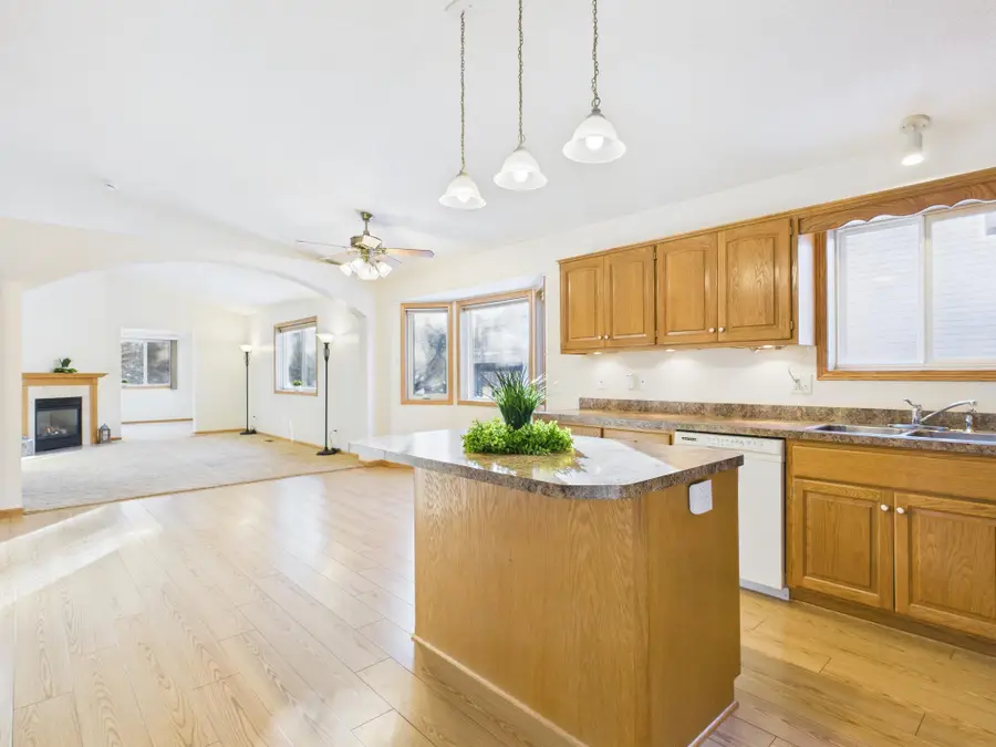 25540 Forest Boulevard Lane, Wyoming, MN 55092 - Image #3