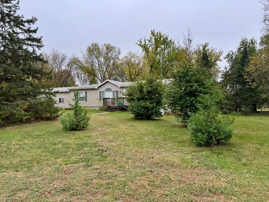459 E Elm Street, Parkers Prairie, MN 56361 - Image #2