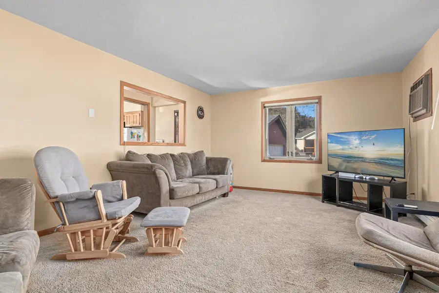 405 Elm Street, Henderson, MN 56044 - Image #2