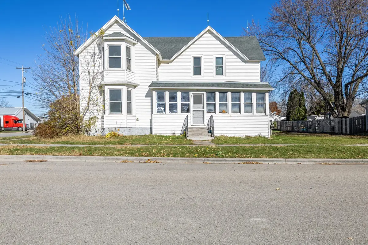 124 Ellington Street, West Concord, MN 55985 - Image #1