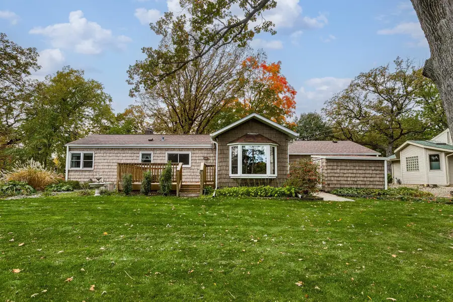 374 Floral Drive W, Shoreview, MN 55126 - Image #3