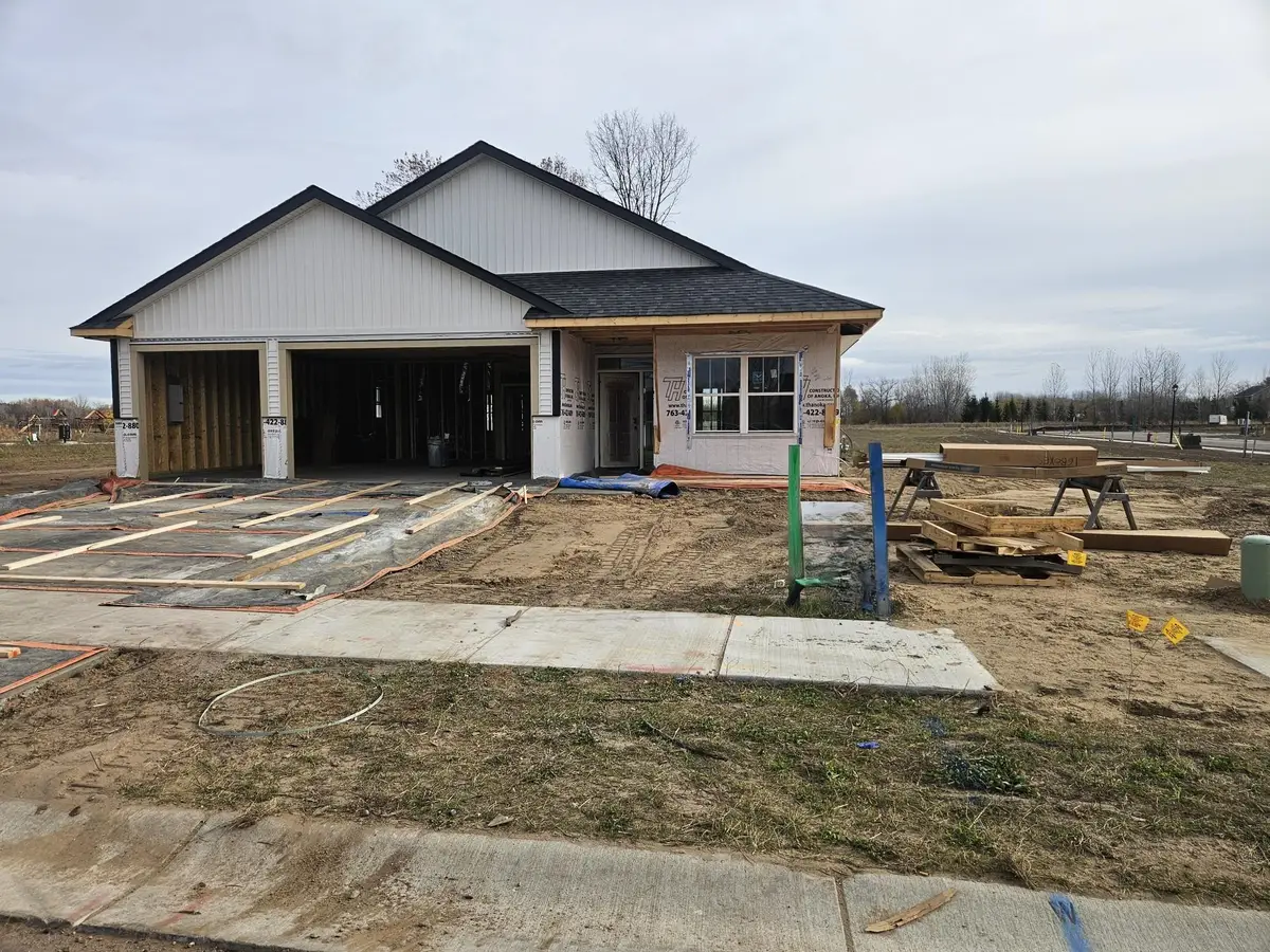 630 7th Avenue Ne, Isanti, MN 55040 - Image #1