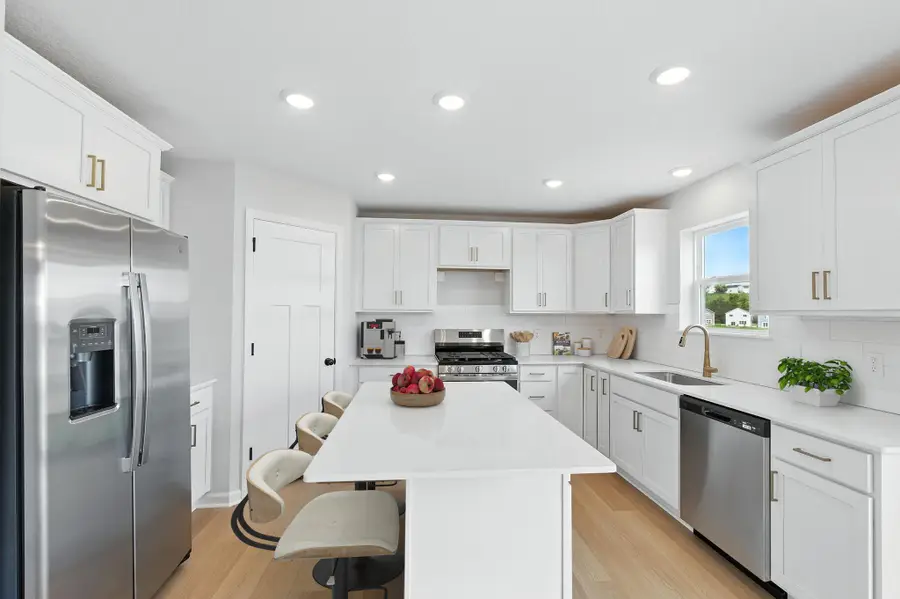 10467 Glenbrook Avenue S, Cottage Grove, MN 55016 - Image #3