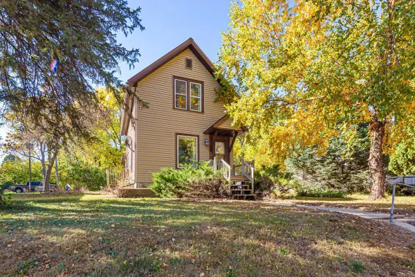 235 N Seeley Avenue, Dunnell, MN 56127