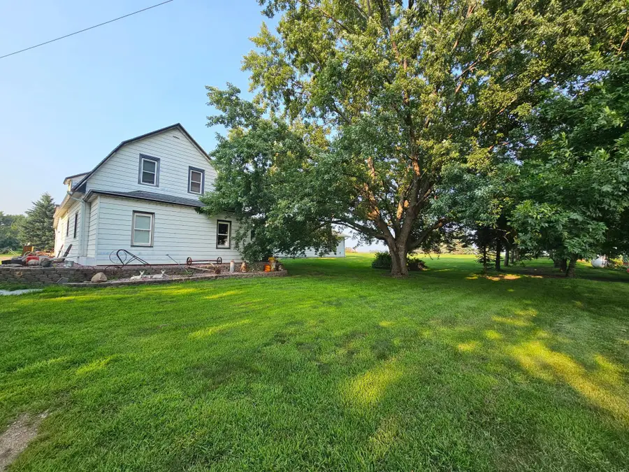200 Spring View Drive, Edgerton, MN 56128 - Image #2