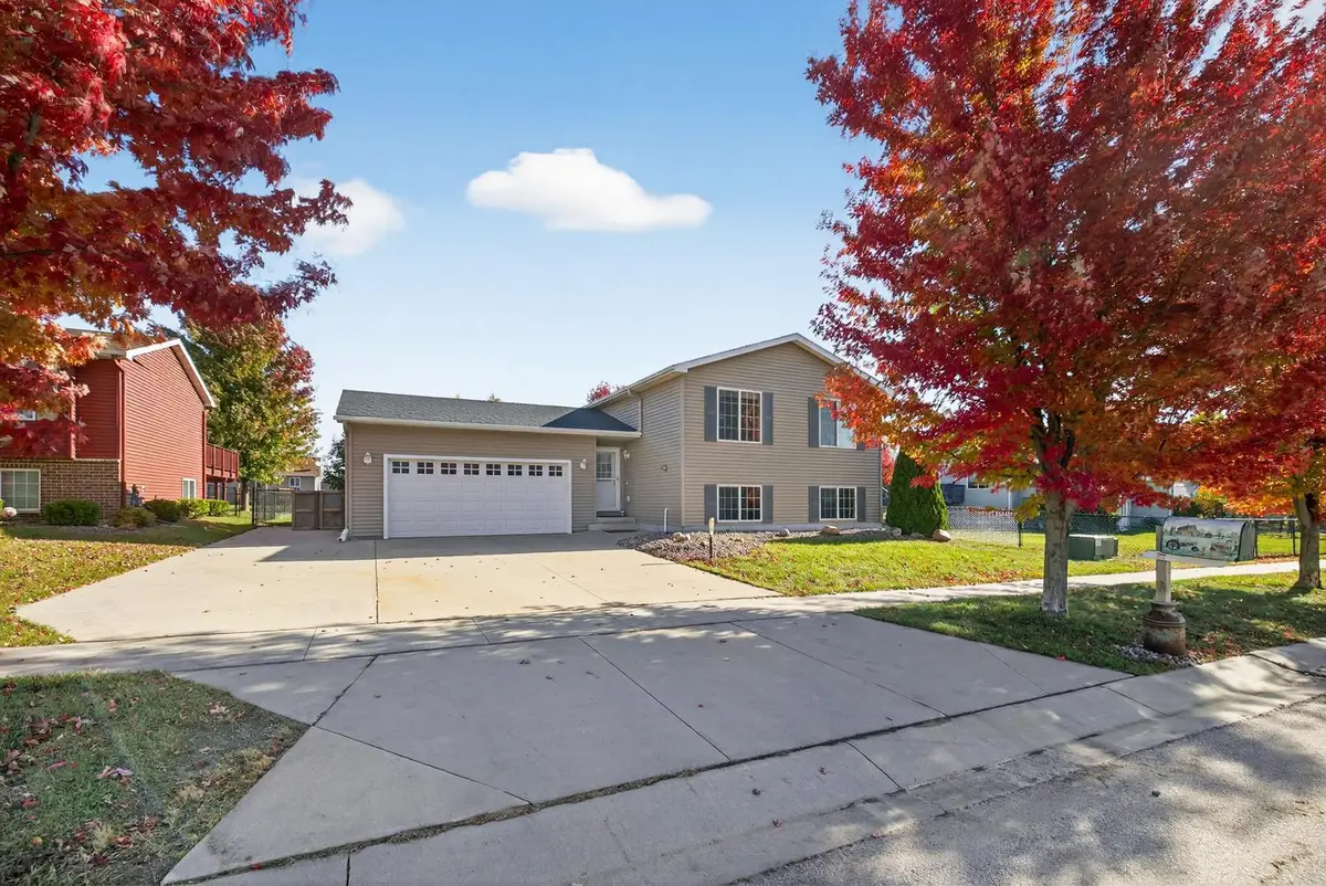 302 11th Avenue Ne, Kasson, MN 55944 - Image #1