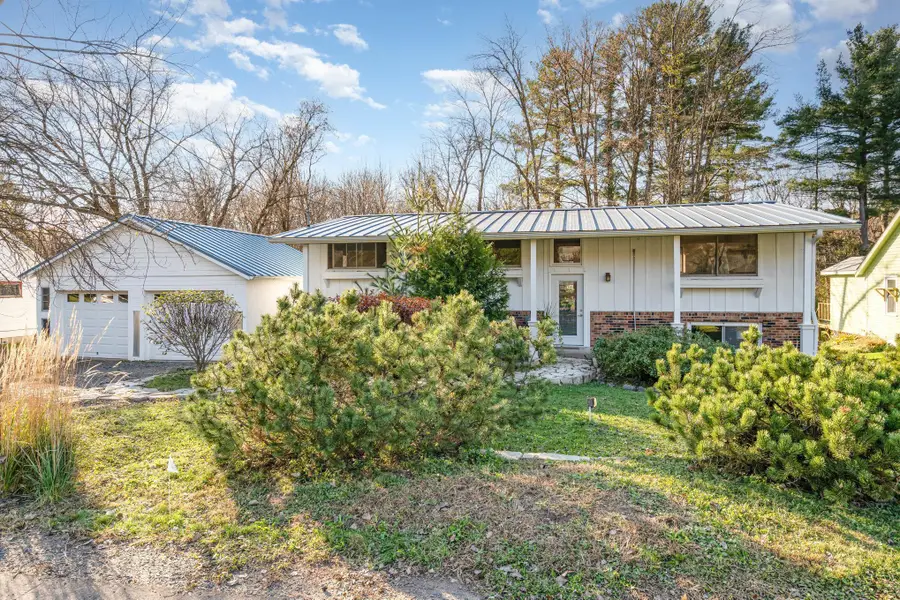 813 N Hamilton Street, Saint Croix Falls, WI 54024 - Image #2