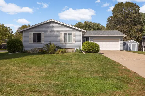 1025 Summerfield Drive, Northfield, MN 55057