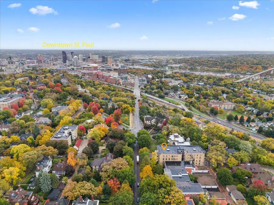 442 Summit Avenue #4, Saint Paul, MN 55102 - Image #3