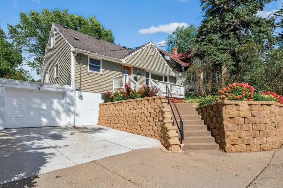 1229 44th Avenue Ne, Columbia Heights, MN 55421 - Image #2