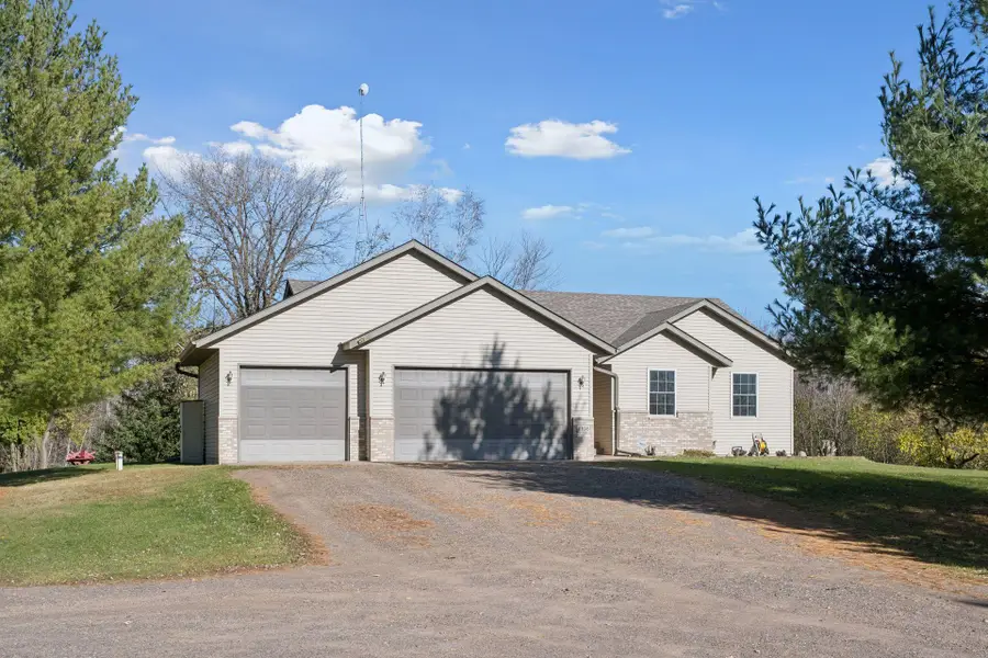 1108 N Lake Drive W, Braham, MN 55006 - Image #2