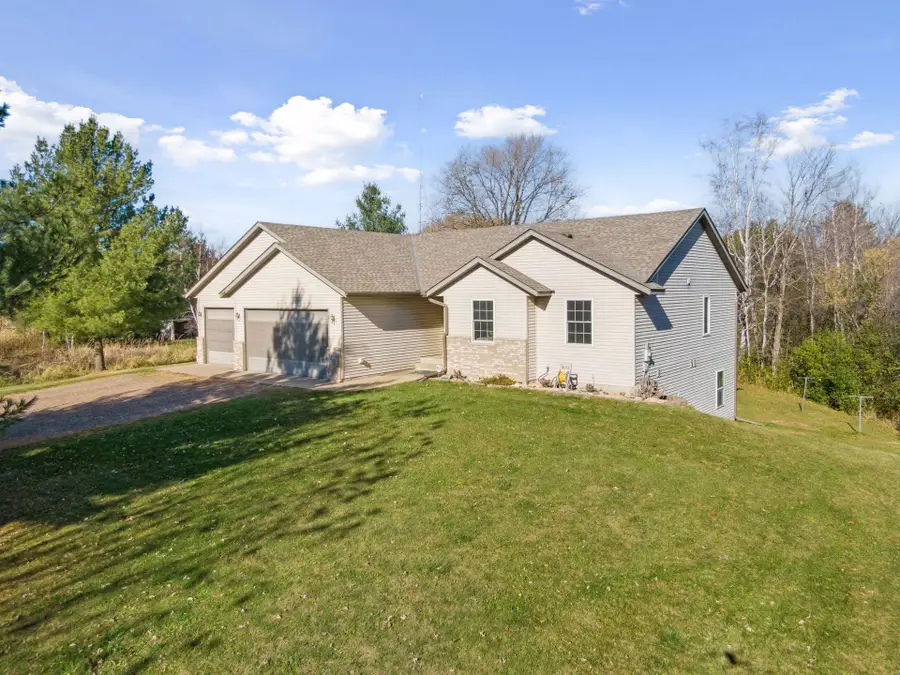 1108 N Lake Drive W, Braham, MN 55006 - Image #3