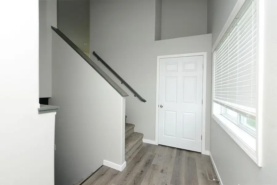 1043 Barnes Drive W, West Fargo, ND 58078 - Image #2