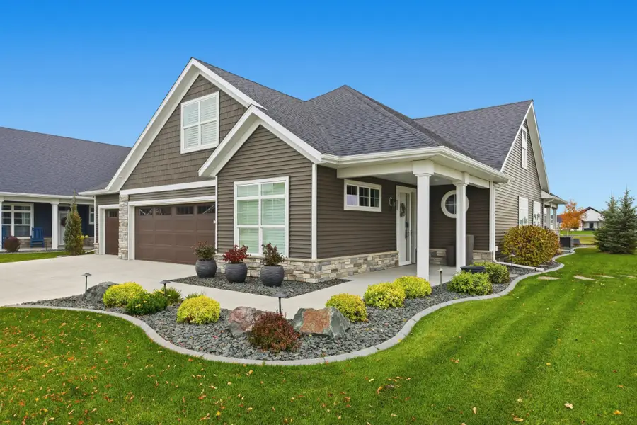 819 Rania Way W, West Fargo, ND 58078 - #2