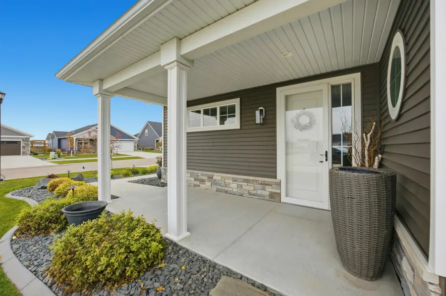 819 Rania Way W, West Fargo, ND 58078 - #3