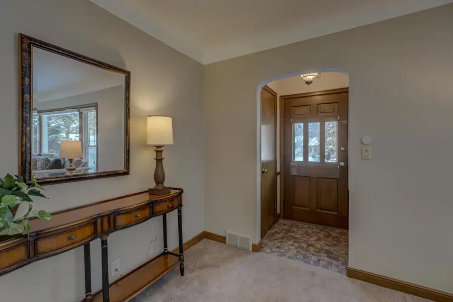 1626 Bohland Avenue, Saint Paul, MN 55116 - Image #2