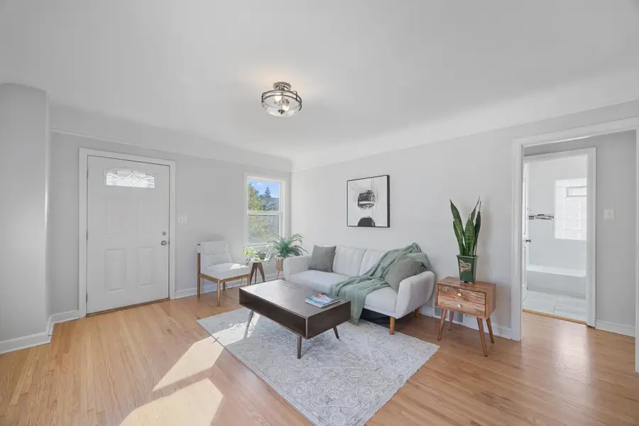 1087 Jenks Avenue, Saint Paul, MN 55106 - Image #3