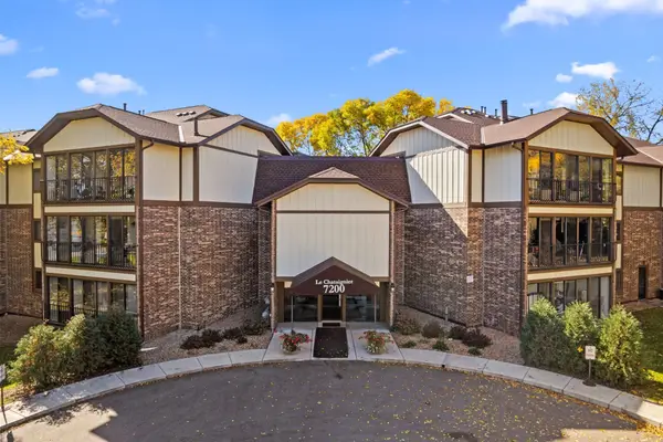 7200 Cahill Road #308, Edina, MN 55439