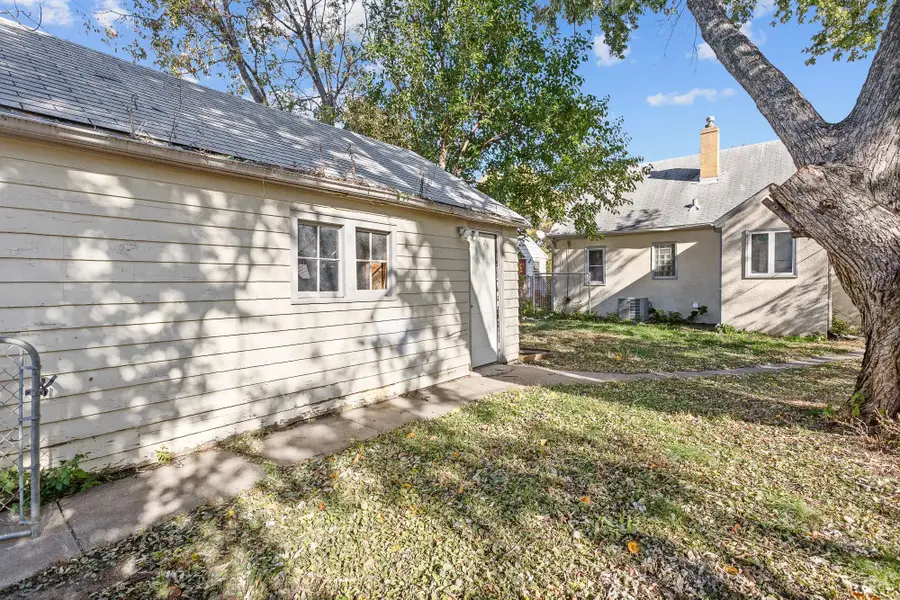 5113 Bryant Avenue N, Minneapolis, MN 55430 - Image #3