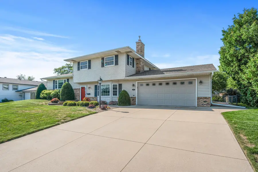 3650 75th Street E, Inver Grove Heights, MN 55076 - Image #2